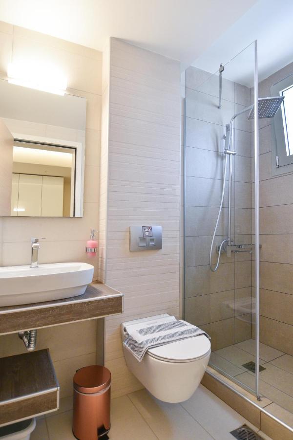 On Board Luxury Studios Сарти Экстерьер фото