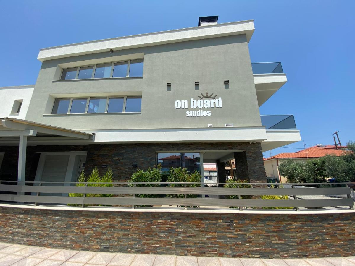On Board Luxury Studios Сарти Экстерьер фото